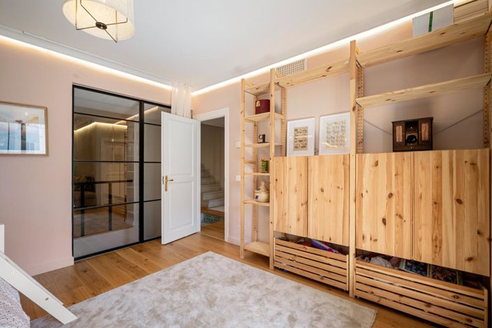 Image No.35-4 Bed Property for sale