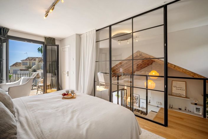 Image No.39-4 Bed Property for sale