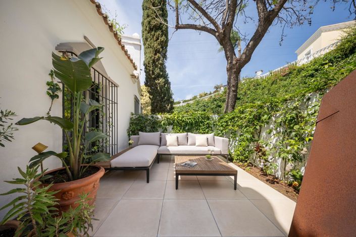 Image No.9-4 Bed Property for sale