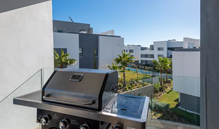 Image No.23-2 Bed Property for sale