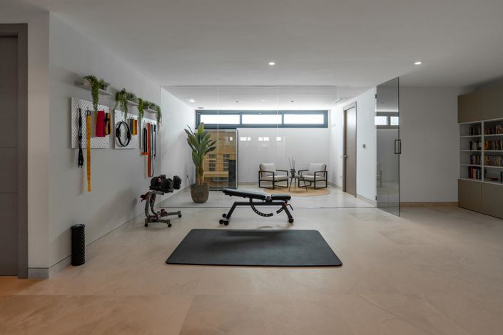 Image No.51-5 Bed Property for sale