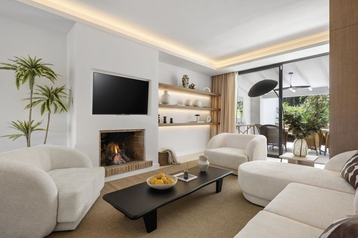 Image No.9-4 Bed Property for sale