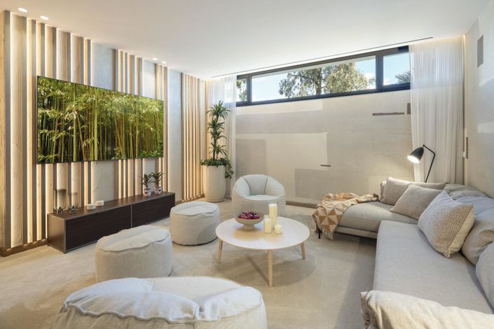 Image No.11-5 Bed Property for sale