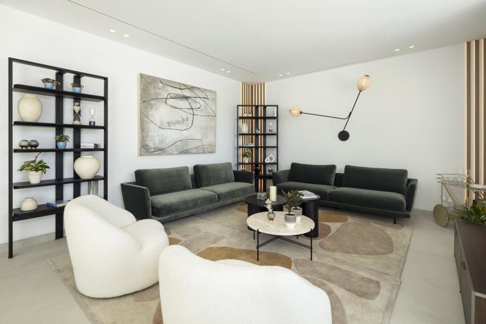 Image No.26-5 Bed Property for sale