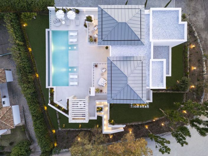 Image No.40-5 Bed Property for sale