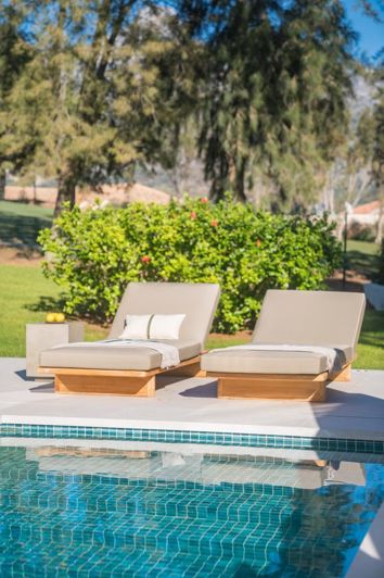 Image No.12-5 Bed Property for sale