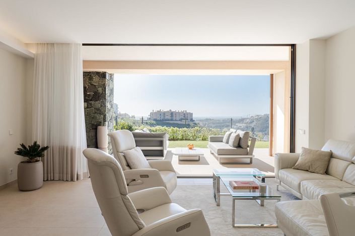 Image No.1-3 Bed Property for sale