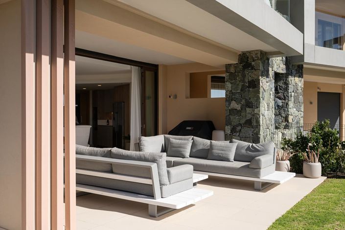 Image No.7-3 Bed Property for sale