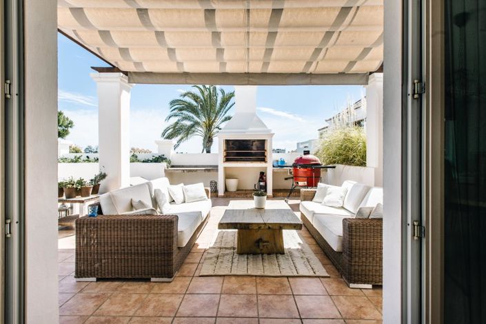 Image No.13-5 Bed Property for sale