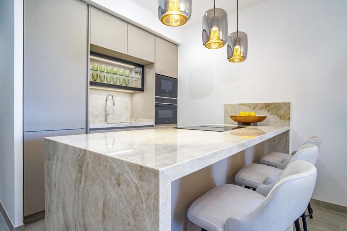 Image No.14-3 Bed Property for sale