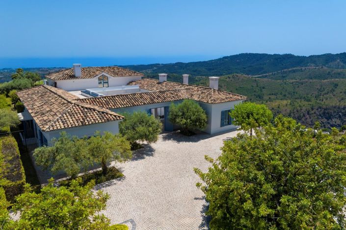 Image No.11-5 Bed Property for sale