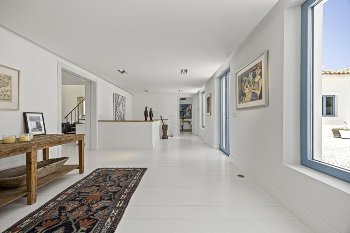 Image No.33-5 Bed Property for sale