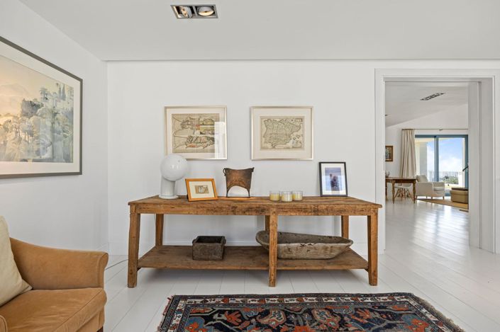 Image No.45-5 Bed Property for sale