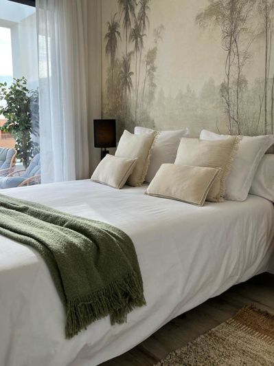 Image No.15-3 Bed Property for sale