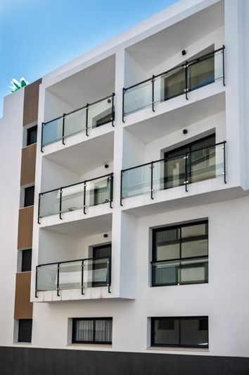 Image No.14-2 Bed Property for sale