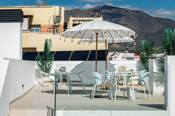 Image No.23-2 Bed Property for sale