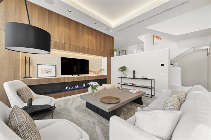 Image No.20-3 Bed Property for sale