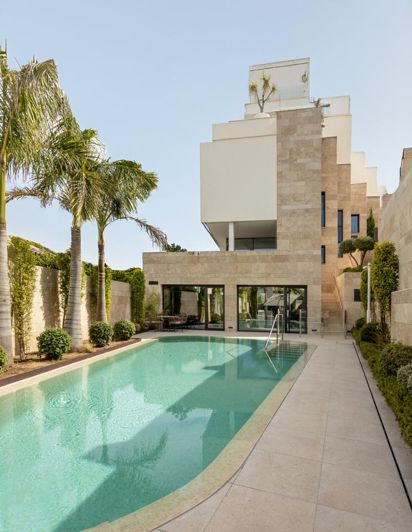 Image No.7-3 Bed Property for sale