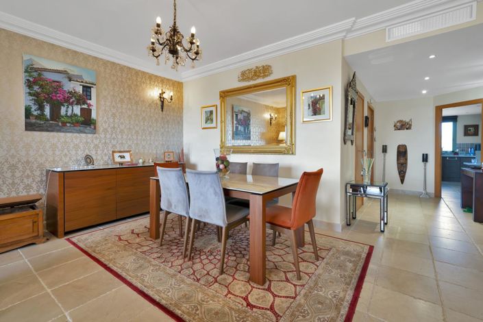 Image No.13-3 Bed Property for sale