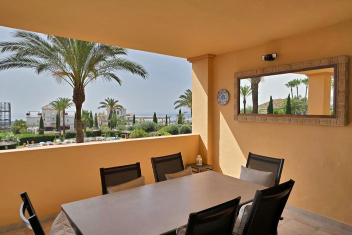 Image No.27-3 Bed Property for sale