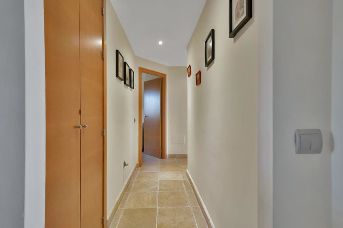 Image No.35-3 Bed Property for sale