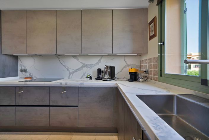 Image No.5-3 Bed Property for sale