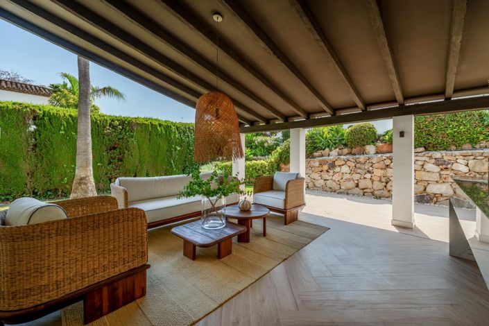 Image No.45-4 Bed Property for sale