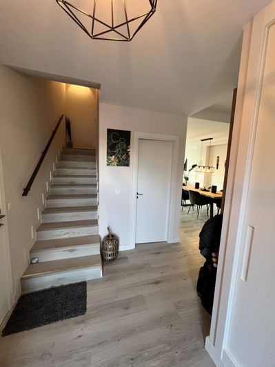 Image No.15-3 Bed Property for sale