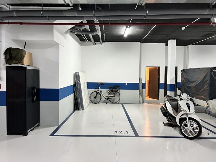 Image No.27-4 Bed Property for sale