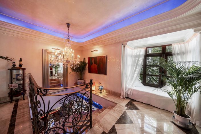 Image No.13-3 Bed Property for sale