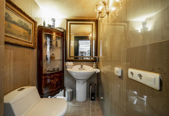 Image No.4-3 Bed Property for sale