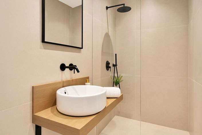 Image No.2-2 Bed Property for sale