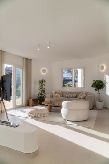 Image No.35-3 Bed Property for sale