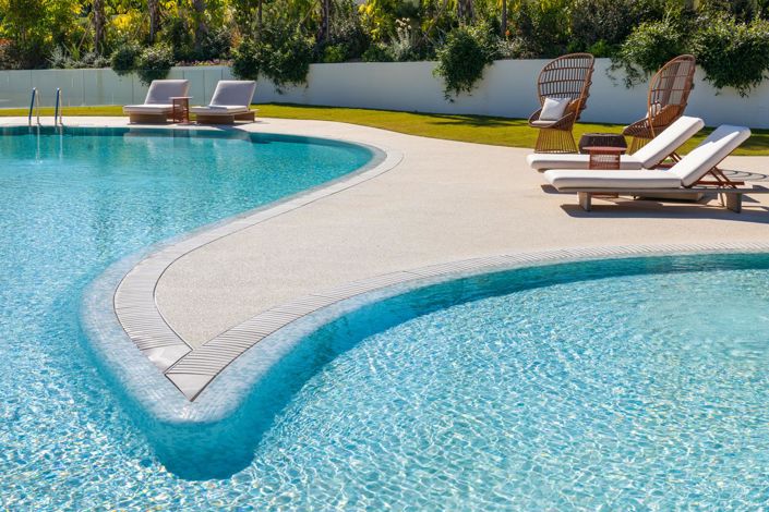 Image No.38-4 Bed Property for sale