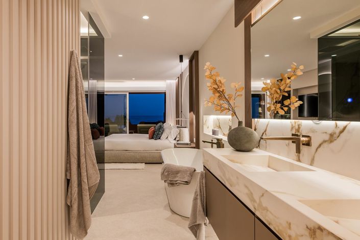 Image No.33-4 Bed Property for sale