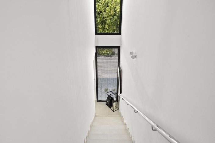 Image No.11-4 Bed Property for sale