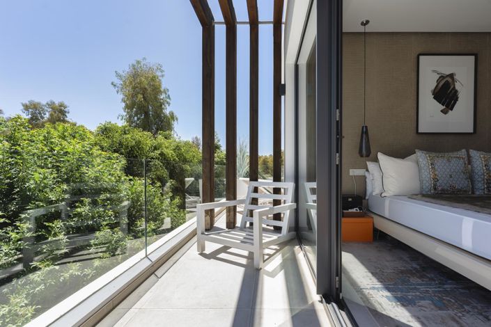 Image No.25-4 Bed Property for sale