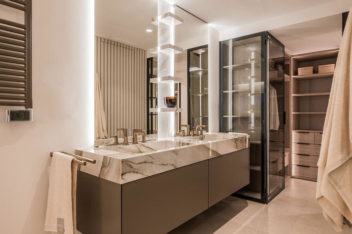 Image No.18-3 Bed Property for sale