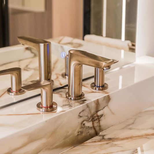 Image No.19-3 Bed Property for sale