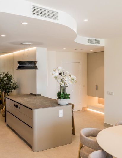 Image No.16-3 Bed Property for sale