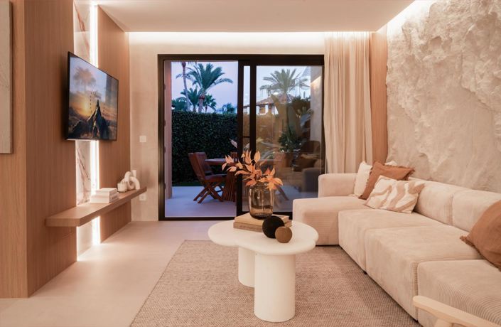 Image No.13-4 Bed Property for sale