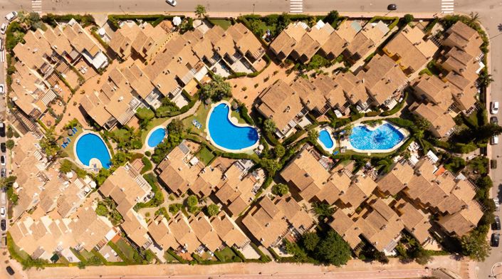 Image No.2-4 Bed Property for sale