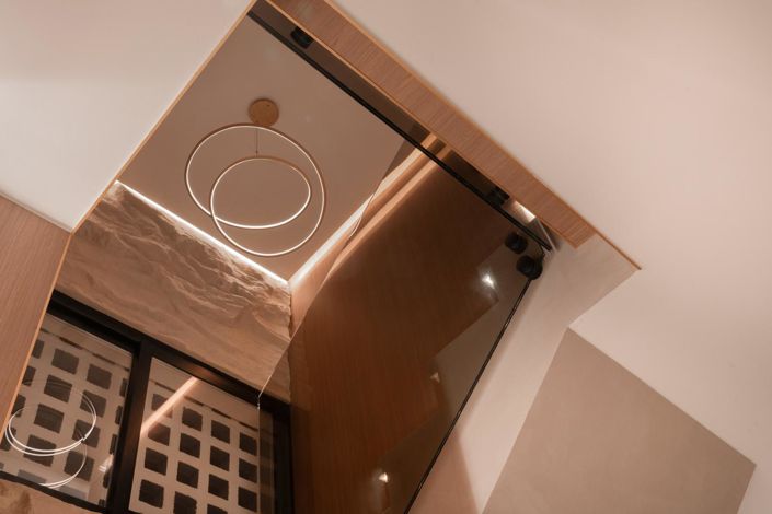 Image No.20-4 Bed Property for sale