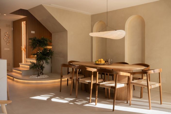 Image No.7-4 Bed Property for sale