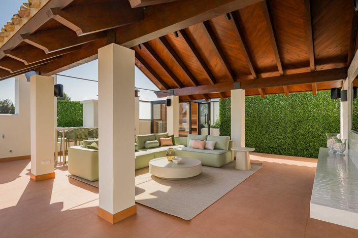 Image No.39-3 Bed Property for sale