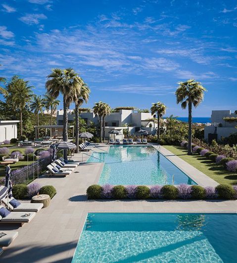 Image No.10-2 Bed Property for sale