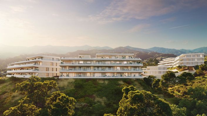 Image No.8-3 Bed Property for sale