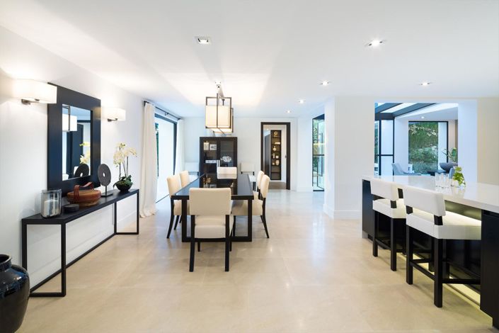 Image No.5-5 Bed Property for sale