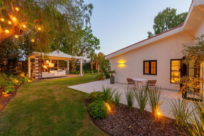 Image No.53-5 Bed Property for sale