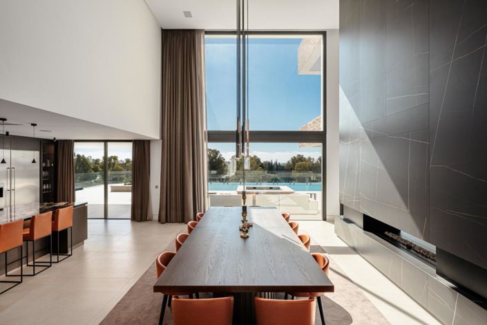 Image No.51-4 Bed Property for sale